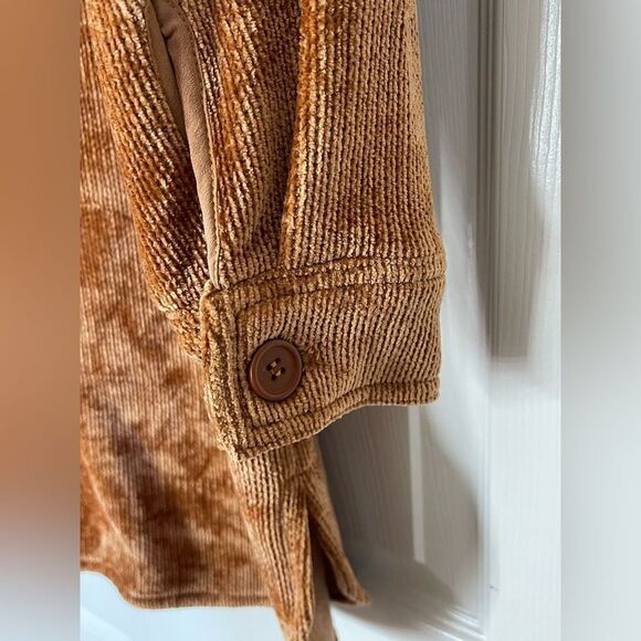 Fantastic Fawn shacket size M - Picture 5 of 6